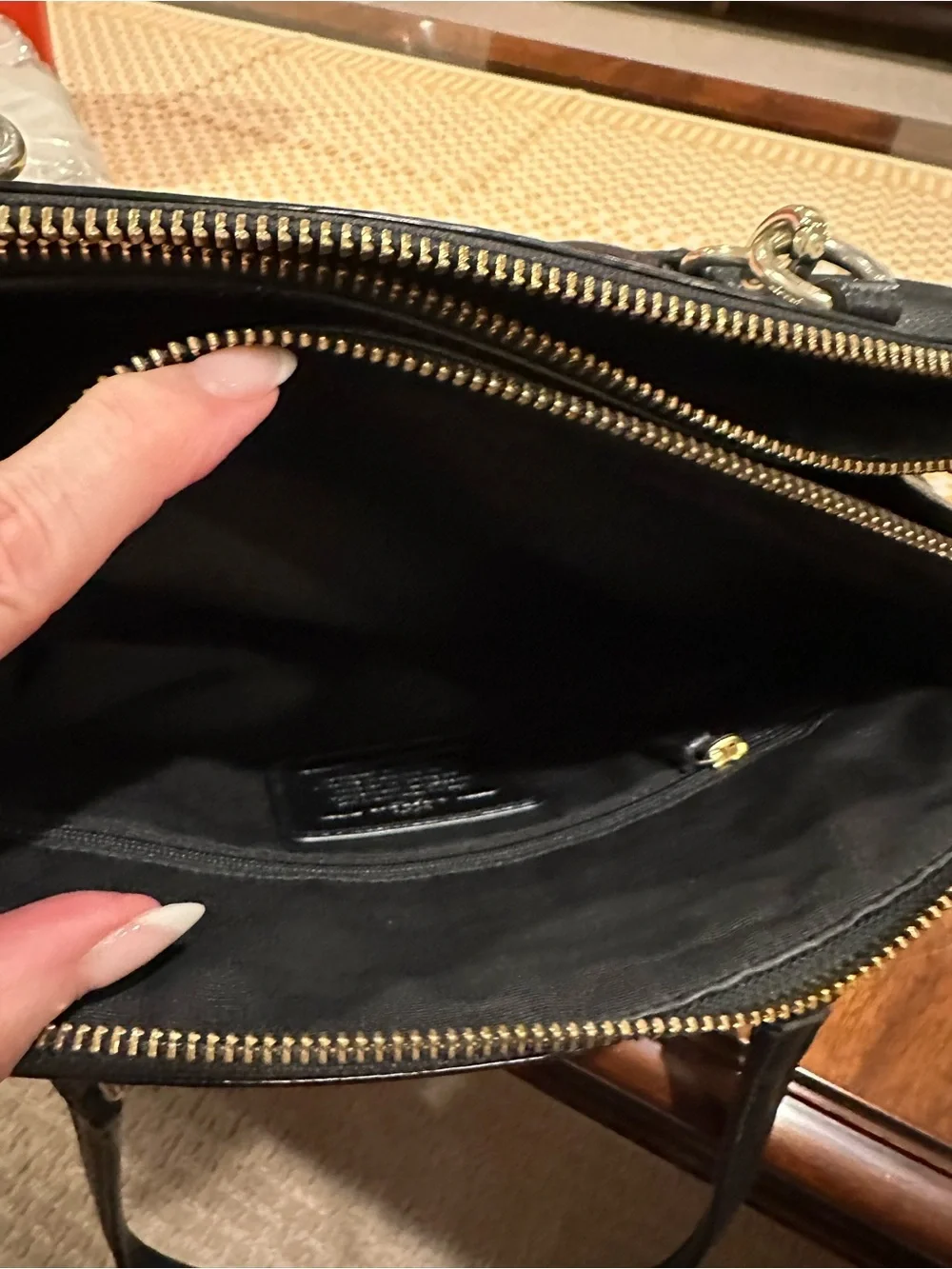Coach Christie CarryAll Handbag in Black Pebble Grain Leather Double Zip Top EUC